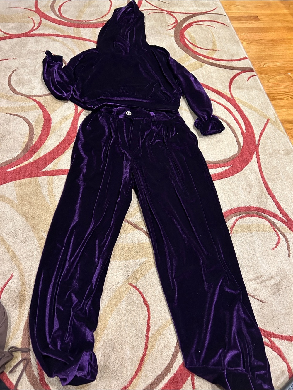Velvet Two-Piece Hoodie Set in Deep Purple